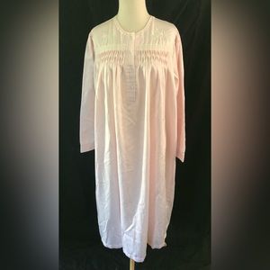 Miss Elaine Collette Ladies Gown Size Medium